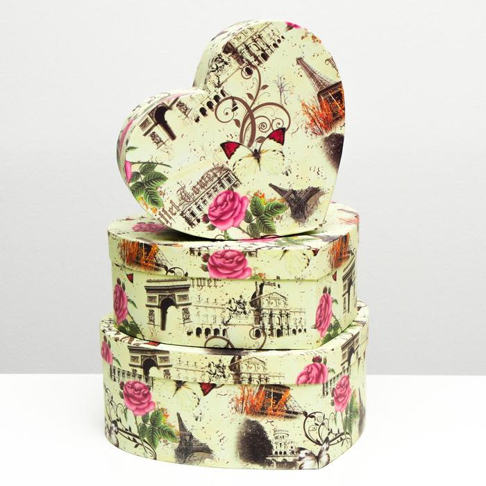 Набор коробок 3 в 1, "Сердца", 24 x 21 x 9.8 - 19 x 16.5 x 6.8 см
Набор коробок 3 в 1, "Сердца", 24 x 21 x 9.8 - 19 x 16.5 x 6.8 см