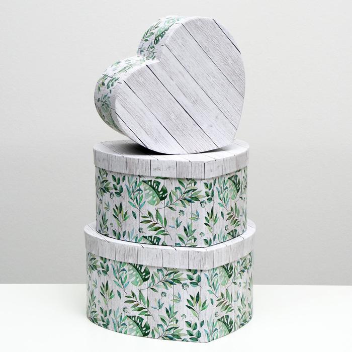 Набор коробок 3 в 1 "Сердца", 24 х 22 х 12.5 - 19,5 х 17 х 10,5 см
Набор коробок 3 в 1 "Сердца", 24 х 22 х 12.5 - 19,5 х 17 х 10,5 см