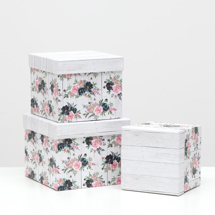 Набор коробок 3 в 1, 20.5 x 20.5 x 16.5 - 15.5 x 15.5 x 14.5 см
Набор коробок 3 в 1, 20.5 x 20.5 x 16.5 - 15.5 x 15.5 x 14.5 см