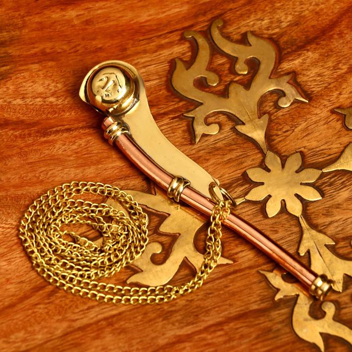 Брелок латунь "Морское приключение на цепи"
Брелок латунь "Морское приключение на цепи"