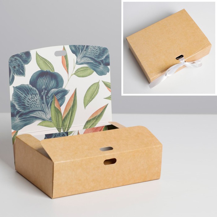 Коробка складная двухсторонняя «Цветочная», 16,5 × 12,5 × 5 см
Коробка складная двухсторонняя «Цветочная», 16,5 × 12,5 × 5 см