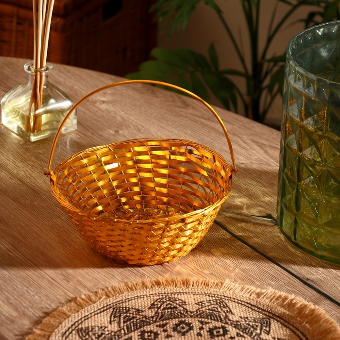 Корзинка для фруктов "Карима" алюминий, 19х19х7 см
Корзинка для фруктов "Карима" алюминий, 19х19х7 см