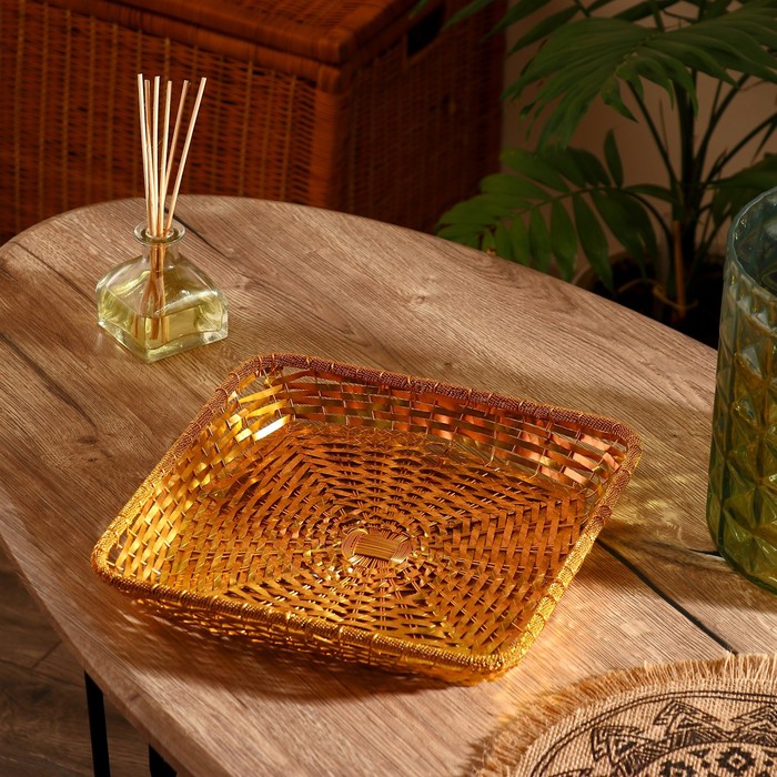 Корзинка для фруктов "Хайят" алюминий, 28х28х7 см
Корзинка для фруктов "Хайят" алюминий, 28х28х7 см