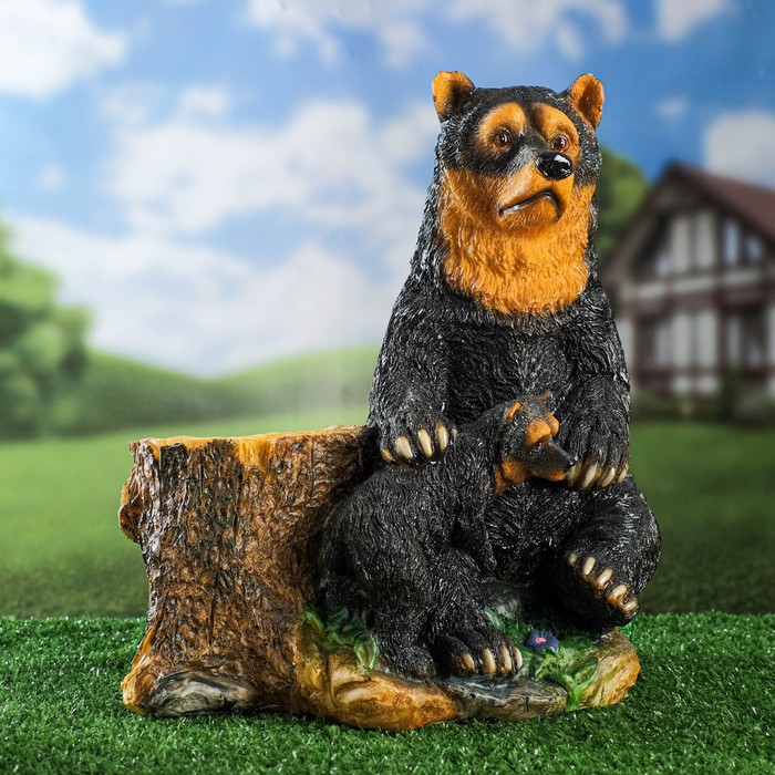 Фигурное кашпо "Медведь с медвежонком" 31х25х17см
Фигурное кашпо "Медведь с медвежонком" 31х25х17см