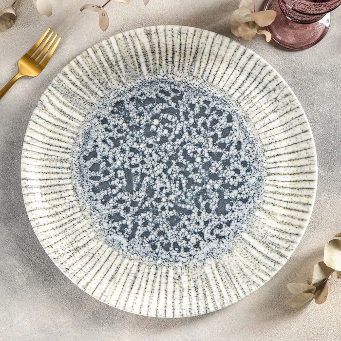 Тарелка для пиццы Iris Blue, d=32 см
Тарелка для пиццы Iris Blue, d=32 см