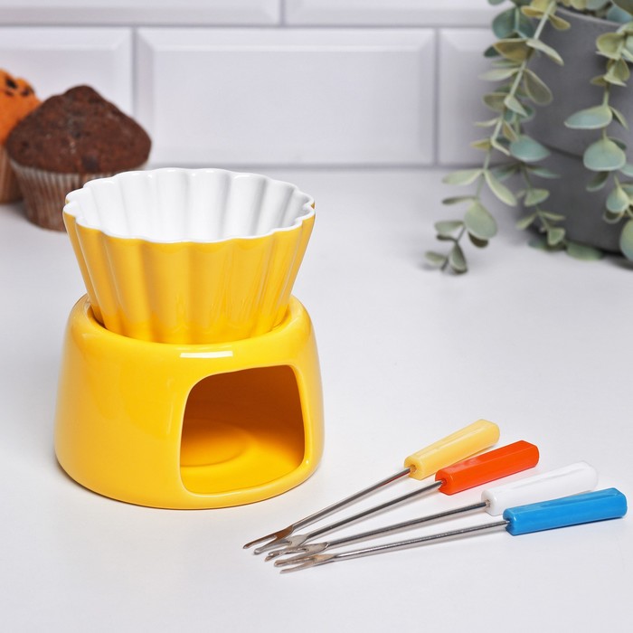 Фондю с 4 вилками, желтое
Фондю с 4 вилками, желтое