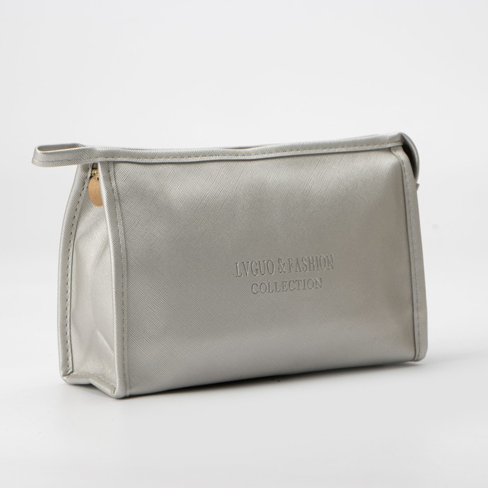Косметичка на молнии, цвет серебристый
Косметичка на молнии, цвет серебристый