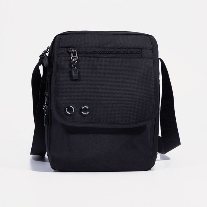 Сумка мужская на молнии, наружный карман, цвет чёрный
Сумка мужская на молнии, наружный карман, цвет чёрный