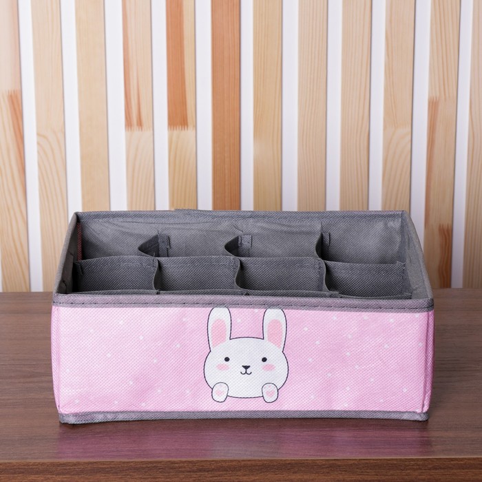 Кофр для белья 12 ячеек "Зайка", 27 х 20 х 10 см
Кофр для белья 12 ячеек "Зайка", 27 х 20 х 10 см