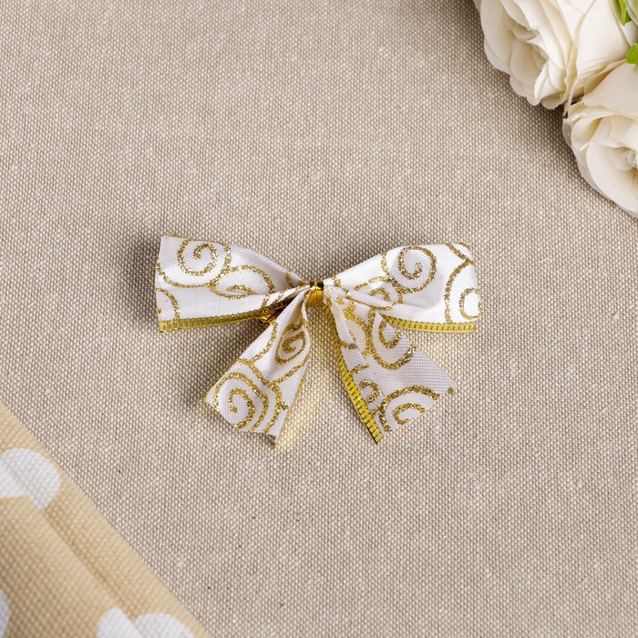 Бант праздничный "Грациозный", золотой, 8 х 7 см
Бант праздничный "Грациозный", золотой, 8 х 7 см