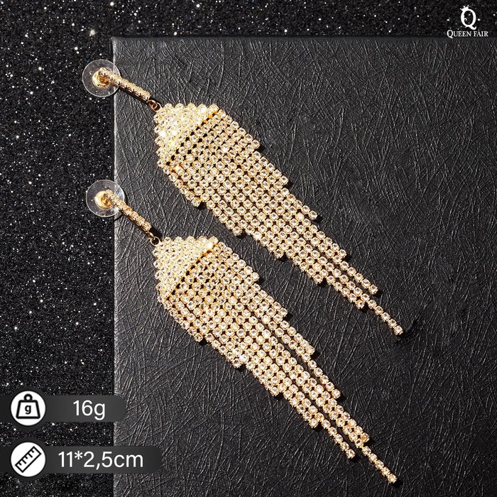 Серьги висячие со стразами "Водопад" на палочке, цвет белый в золоте
Серьги висячие со стразами "Водопад" на палочке, цвет белый в золоте