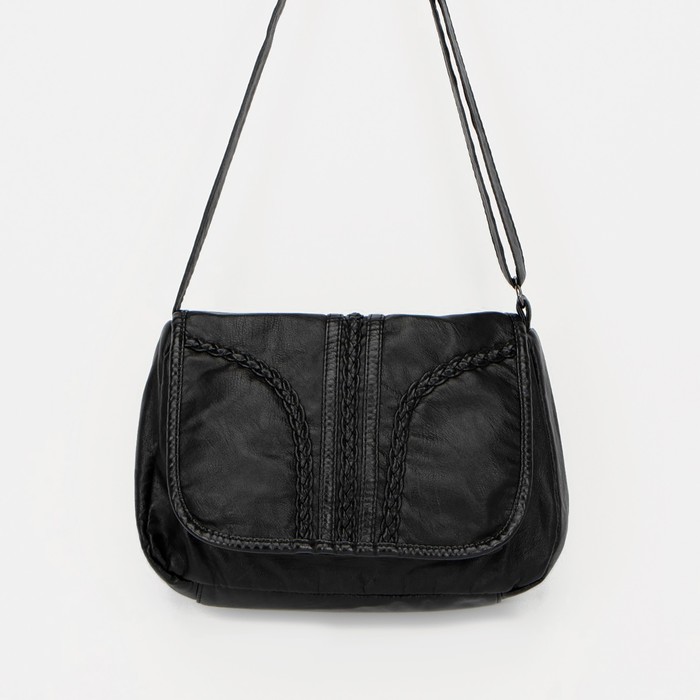 Сумка-мессенджер на клапане, наружный карман, регулируемый ремень, цвет чёрный 
Сумка-мессенджер на клапане, наружный карман, регулируемый ремень, цвет чёрный