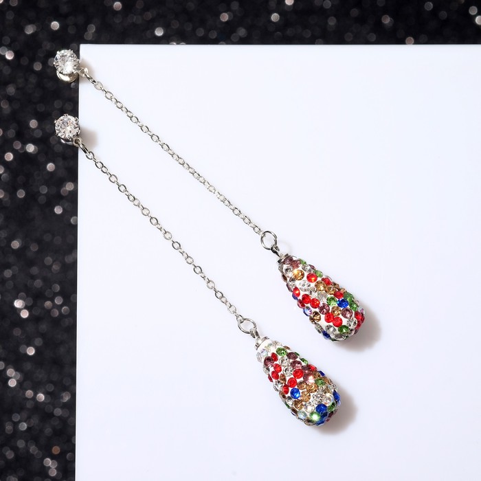 Серьги висячие со стразами "Студио" цепочка, цветной в серебре
Серьги висячие со стразами "Студио" цепочка, цветной в серебре