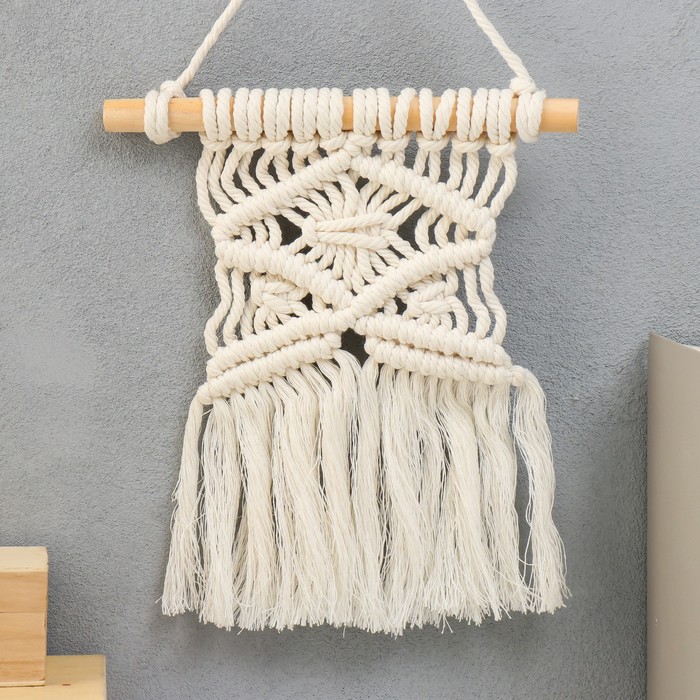 Панно настенное в технике макраме "Тора" натуральный 40х20 см
Панно настенное в технике макраме "Тора" натуральный 40х20 см