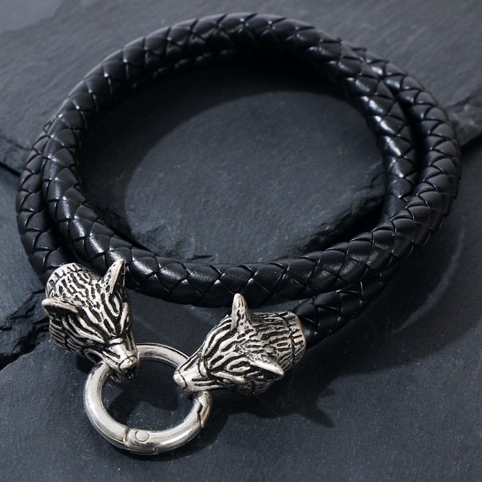 Браслет-оберег "Волки" кольцо, цвет чернёное серебро
Браслет-оберег "Волки" кольцо, цвет чернёное серебро