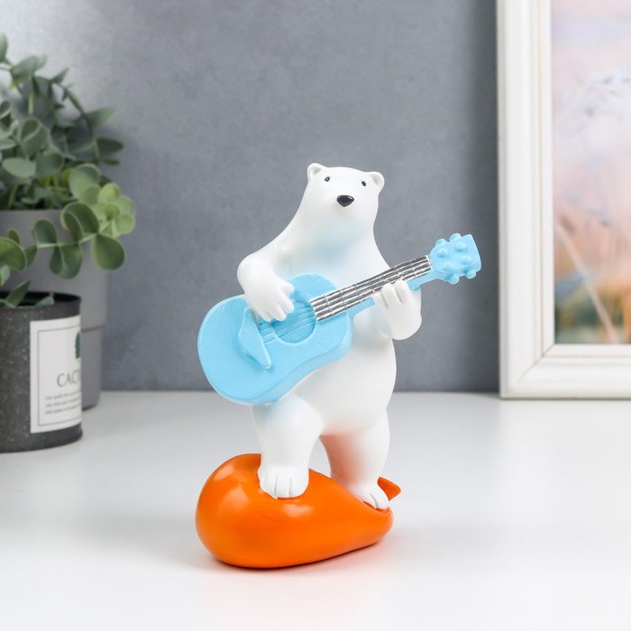 Сувенир полистоун "Белый мишка с гитарой" 16х8,5х10,5 см
Сувенир полистоун "Белый мишка с гитарой" 16х8,5х10,5 см