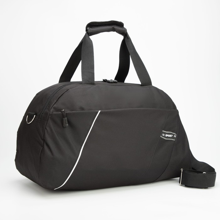 Сумка спортивная, отдел на молнии, наружный карман, длинный ремень, цвет чёрный
Сумка спортивная, отдел на молнии, наружный карман, длинный ремень, цвет чёрный