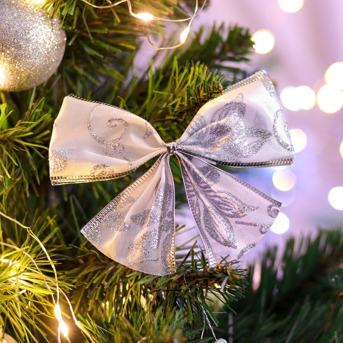 Бант новогодний, праздничный "Очарование", серебристый, 11 х 9 см
Бант новогодний, праздничный "Очарование", серебристый, 11 х 9 см