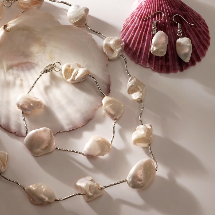Набор 3 пр-та: серьги, бусы, браслет "Майорка" галтовка, цвет белый
Набор 3 пр-та: серьги, бусы, браслет "Майорка" галтовка, цвет белый