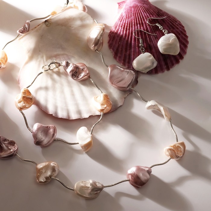 Набор 3 пр-та: серьги, бусы, браслет "Майорка" галтовка, цветной светлый
Набор 3 пр-та: серьги, бусы, браслет "Майорка" галтовка, цветной светлый