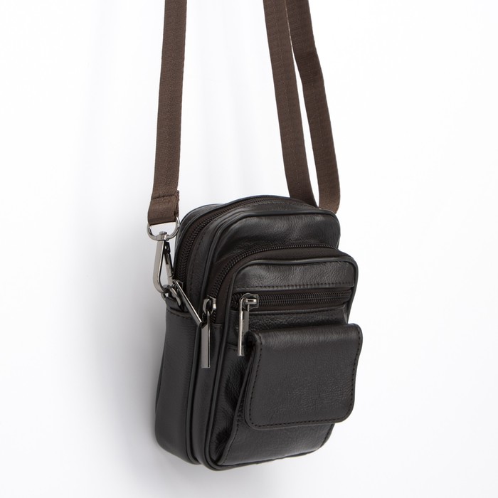 Сумка мужская, отдел на молнии, 4 наружных кармана, длинный ремень, цвет коричневый
Сумка мужская, отдел на молнии, 4 наружных кармана, длинный ремень, цвет коричневый