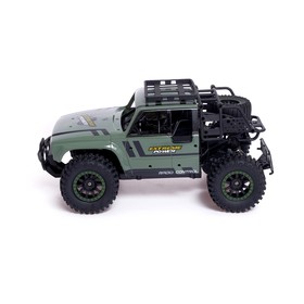 Машина радиоуправляемая «Монстр», 1:14, полный привод, 4WD, работает от аккумулятора, уценка (помята упаковка)
Машина радиоуправляемая «Монстр», 1:14, полный привод, 4WD, работает от аккумулятора, уценка (помята упаковка)