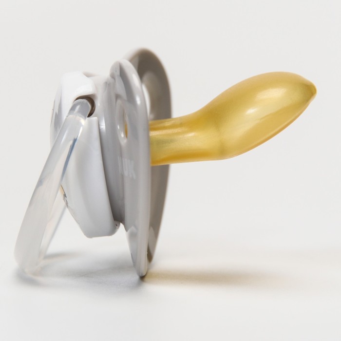 Соска-пустышка ортодонтическая, латекс, от 18 мес., в контейнере «Винни»
Соска-пустышка ортодонтическая, латекс, от 18 мес., в контейнере «Винни»