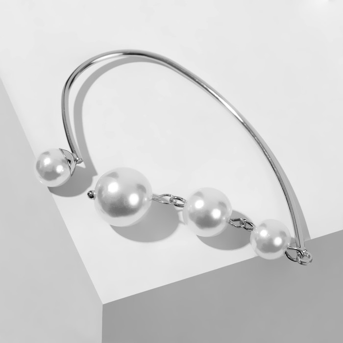 Серьга "Каффа" дуга, цвет белый в серебре
Серьга "Каффа" дуга, цвет белый в серебре