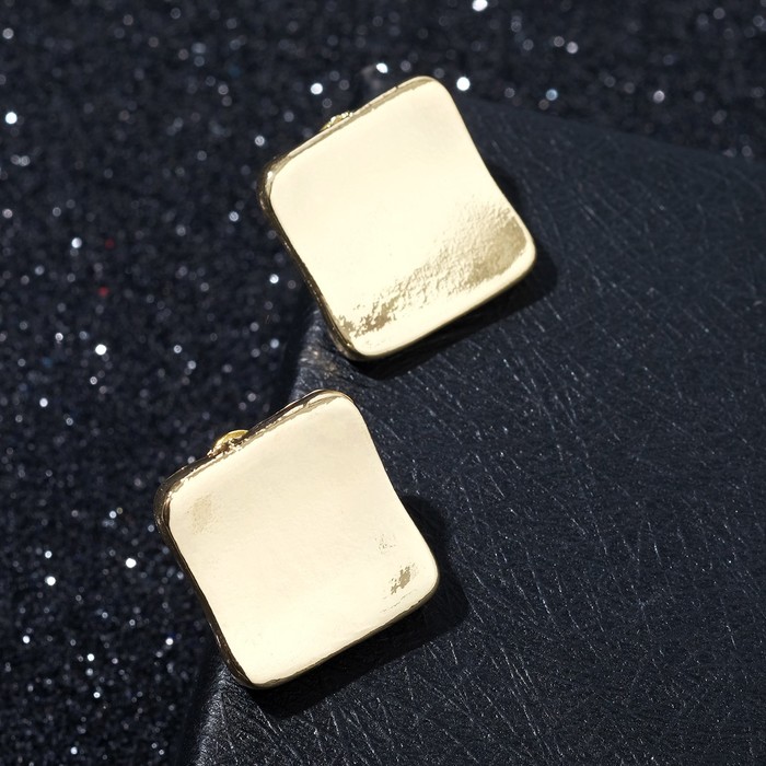 Серьги из металла "Мятый квадрат", цвет золото
Серьги из металла "Мятый квадрат", цвет золото