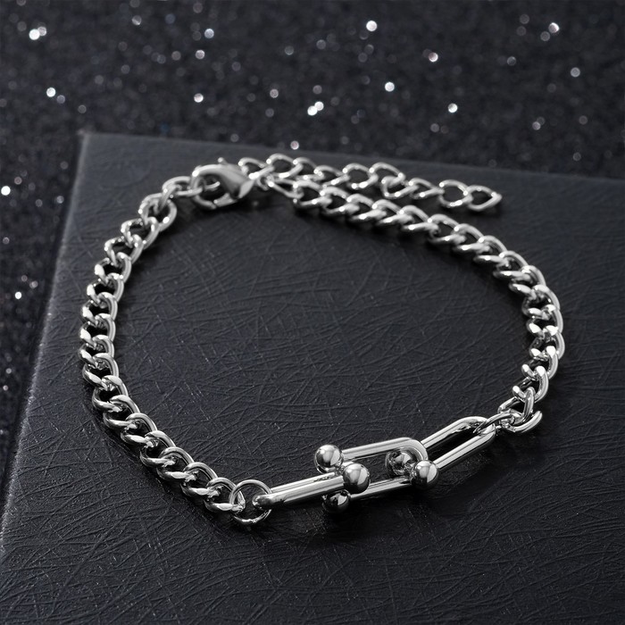 Браслет "Цепь" два вида звеньев, цвет серебро, 18см
Браслет "Цепь" два вида звеньев, цвет серебро, 18см