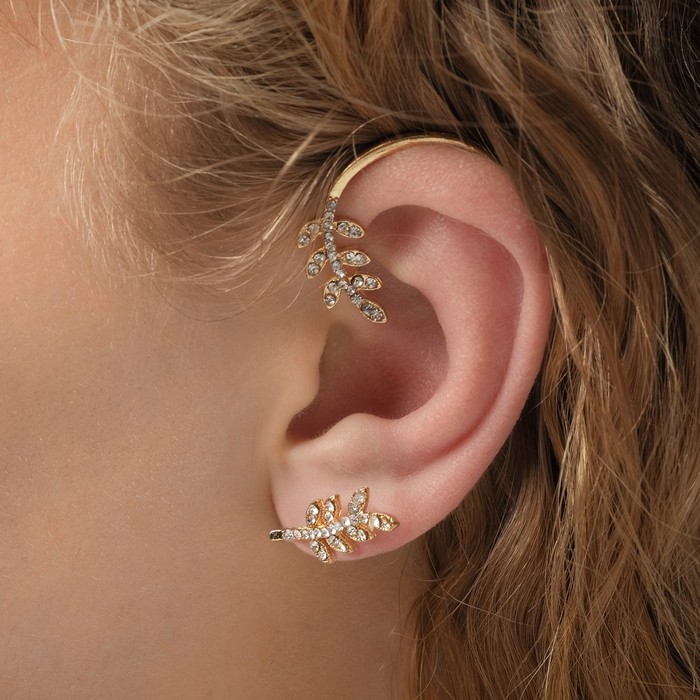 Набор серьги и каффа листья жемчуга, крепление пусет, цвет белый в золоте
Набор серьги и каффа листья жемчуга, крепление пусет, цвет белый в золоте