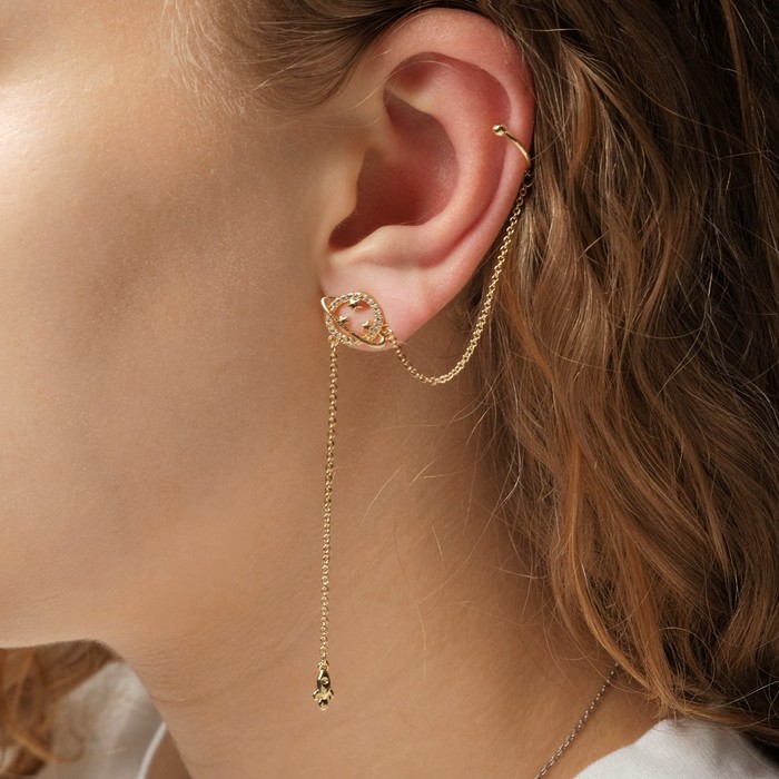 Серьга "Каффа" планета, цвет белый в золоте
Серьга "Каффа" планета, цвет белый в золоте