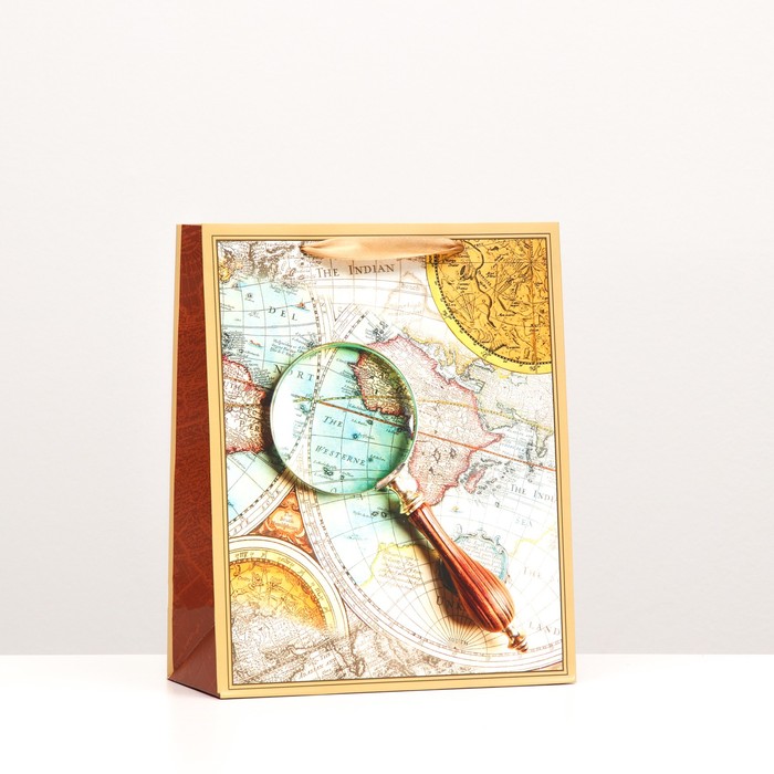 Пакет подарочный "Карта", 26 х 32 х 12 см
Пакет подарочный "Карта", 26 х 32 х 12 см