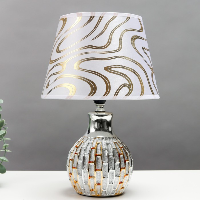 Настольная лампа 16789/1 E14 40Вт серебристо-золотой 22x22x32 см
Настольная лампа 16789/1 E14 40Вт серебристо-золотой 22x22x32 см