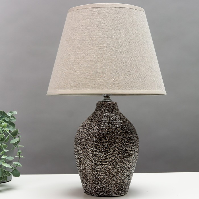 Настольная лампа 16802/1 E14 40Вт бело-черный 25x25x37 см
Настольная лампа 16802/1 E14 40Вт бело-черный 25x25x37 см