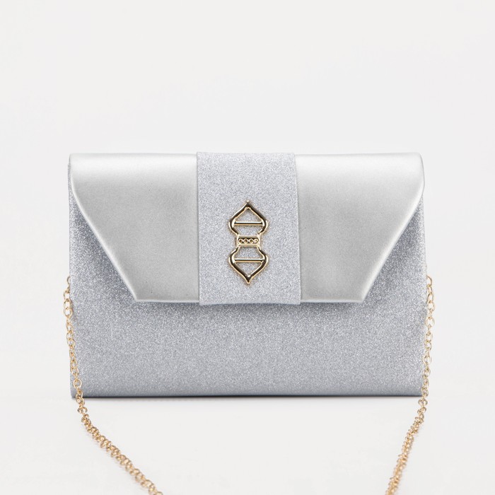 Сумка-клатч, отдел на клапане, цвет серебрянный 
Сумка-клатч, отдел на клапане, цвет серебрянный