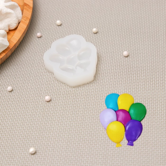 Силиконовая форма «Воздушные шарики 2,5D», 4,4×5,1×0,8 см, цвет прозрачный
Силиконовая форма «Воздушные шарики 2,5D», 4,4×5,1×0,8 см, цвет прозрачный