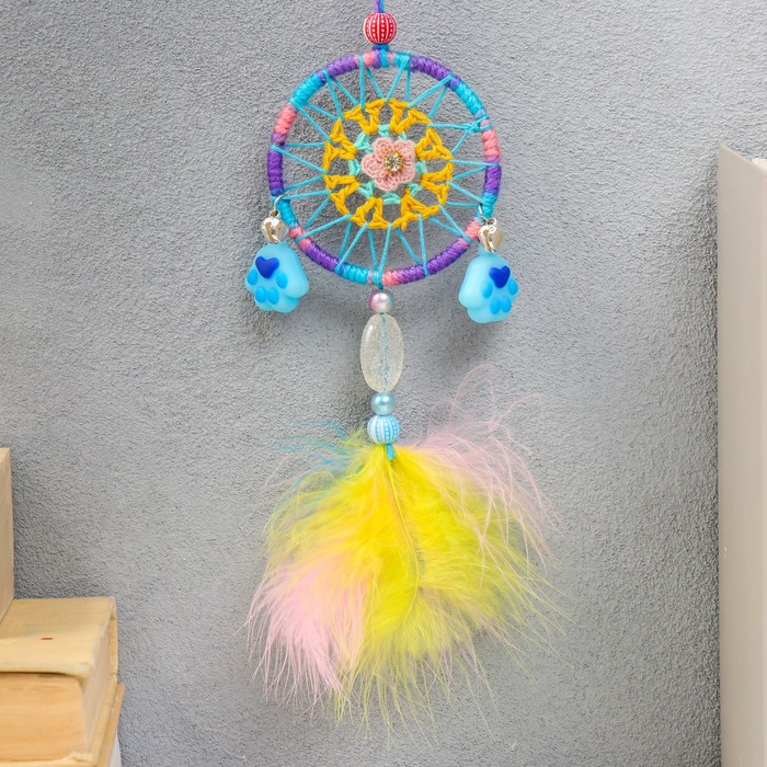 Ловец снов "Лапки" яркий 38х7 см
Ловец снов "Лапки" яркий 38х7 см