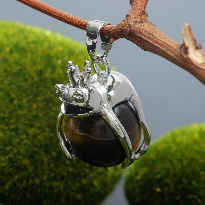 Подвеска Царевна-лягушка "Тигровый глаз" 
Подвеска Царевна-лягушка "Тигровый глаз"