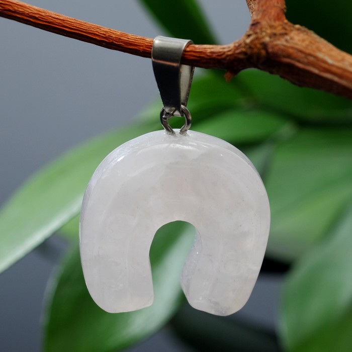 Подвеска подкова (символ удачи и счастья) "Кварц розовый"