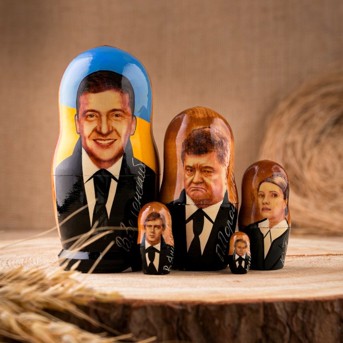 Матрешка "Украина", 5 кукольная, 10 см
Матрешка "Украина", 5 кукольная, 10 см