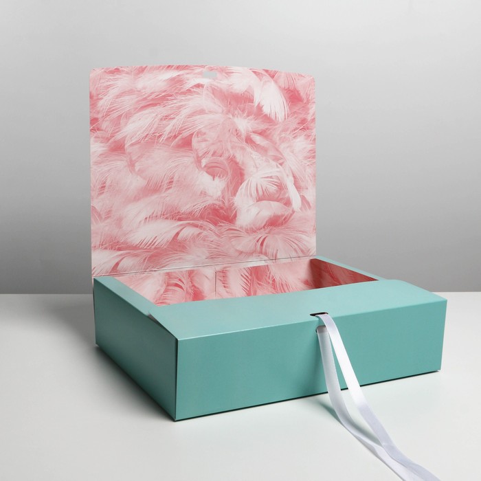 Коробка складная двухсторонняя «Текстура», 31 × 24,5 × 9 см
Коробка складная двухсторонняя «Текстура», 31 × 24,5 × 9 см