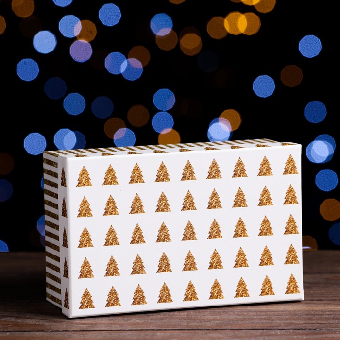 Подарочная коробка "Золотой", 17,5 х 11 х 7 см
Подарочная коробка "Золотой", 17,5 х 11 х 7 см