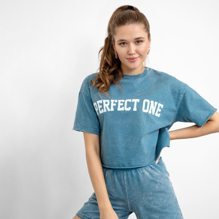 Футболка женская, цвет бирюзовый, размер 42
Футболка женская, цвет бирюзовый, размер 42