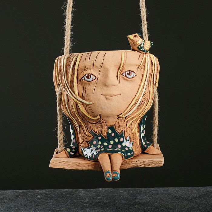 Подвесное кашпо декоративное "Девушка на качелях" 0,7 л
Подвесное кашпо декоративное "Девушка на качелях" 0,7 л