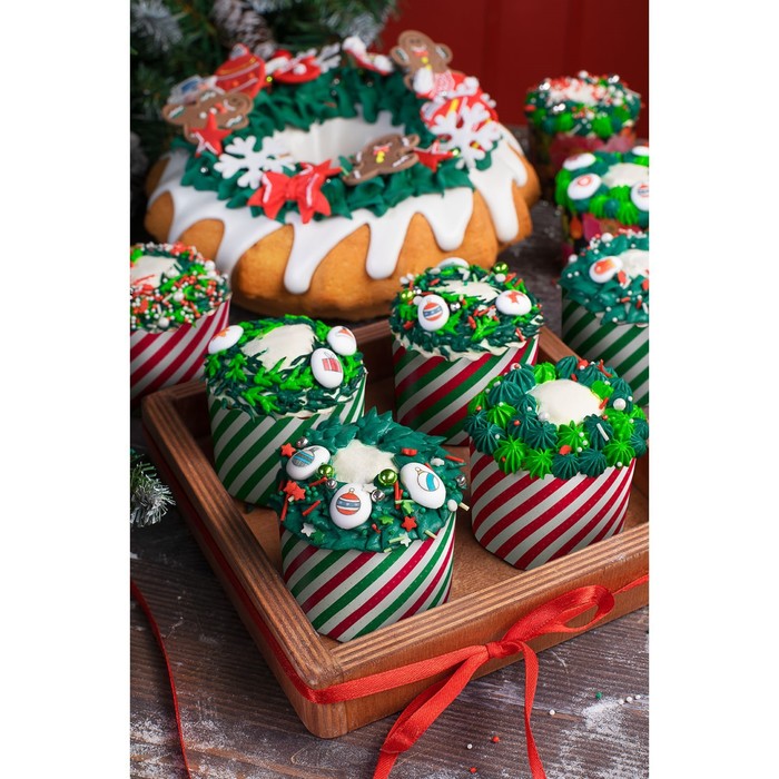 Форма бумажная для кекса, маффинов и кулича "Полоски" 60 х 45 мм
Форма бумажная для кекса, маффинов и кулича "Полоски" 60 х 45 мм