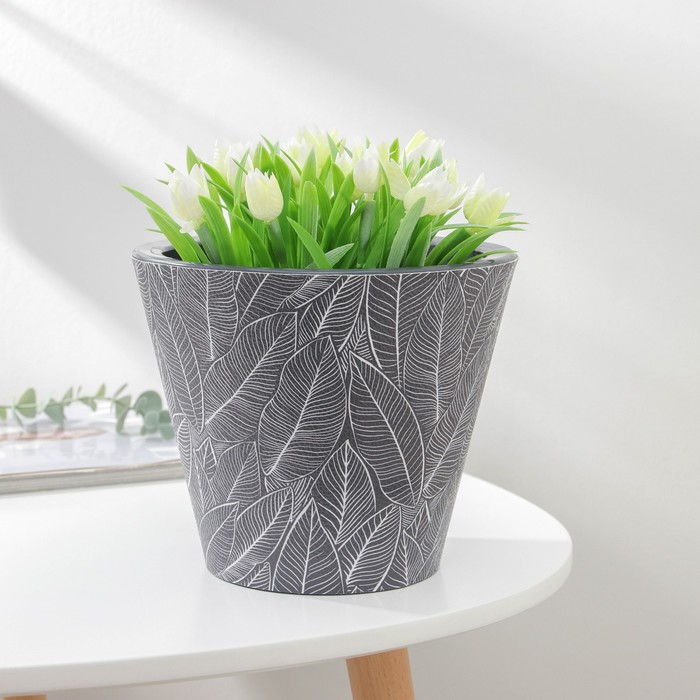 Кашпо для цветов со вставкой «Джангл», 3 л, цвет антрацит
Кашпо для цветов со вставкой «Джангл», 3 л, цвет антрацит