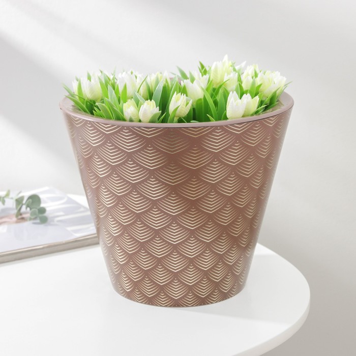 Кашпо для цветов со вставкой «Флейк», 5 л, цвет мокко
Кашпо для цветов со вставкой «Флейк», 5 л, цвет мокко