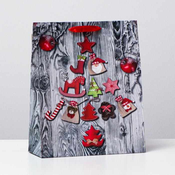 Пакет ламинированный "Ёлка из игрушек", 26 x 32 x 12 см 
Пакет ламинированный "Ёлка из игрушек", 26 x 32 x 12 см