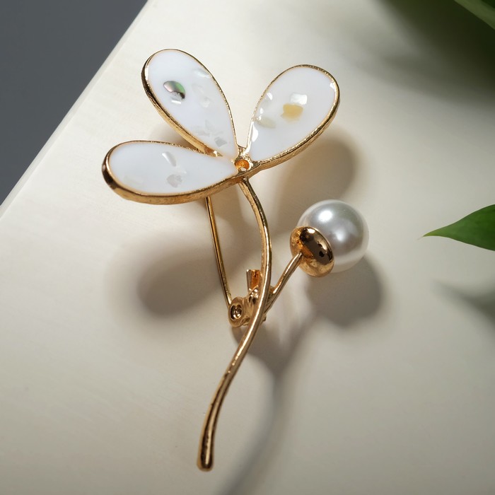 Брошь "Трилистник" с бусиной, цвет белый в золоте
Брошь "Трилистник" с бусиной, цвет белый в золоте